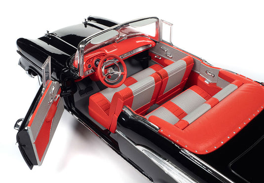 【予約】2023年発売予定James Bondジェームズ・ボンド - 1957 Chevrolet Bel Air Convertible in Onyx Black /AutoWorld 1/18 ミニカー