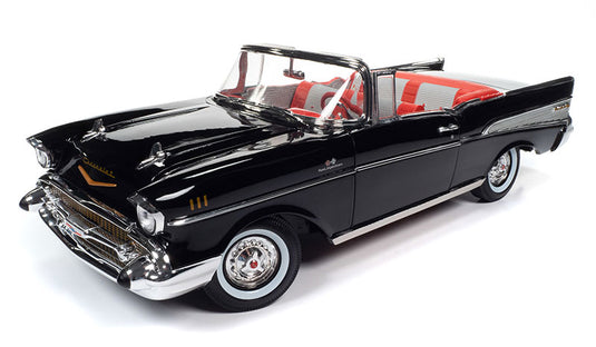 【予約】2023年発売予定James Bondジェームズ・ボンド - 1957 Chevrolet Bel Air Convertible in Onyx Black /AutoWorld 1/18 ミニカー