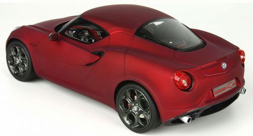 【予約】5月以降発売予定 アルファロメオ 4C Concept  ジュネーブ2011 ソフトメタリックレッド 189台限定　 /BBR 1/18 ミニカー