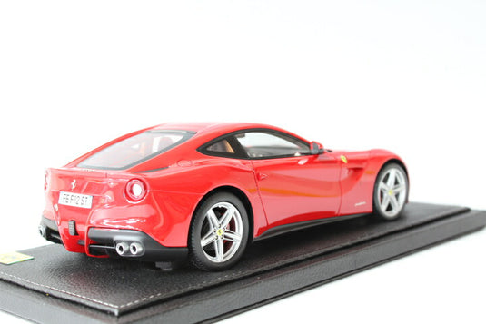 フェラーリ F12 Berlinettaベルリネッタ 2012 ロッソコルサ322  150台限定 /BBR 1/18 レジンミニカー