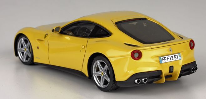 ギャラリービューアに画像をロードする, 【予約】Ferrari F12 Berliniettaフェラーリ ベルリネッタ Giallo Modenaイエロー 4305 40台限定 /BBR 1/43 レジン ミニカー
