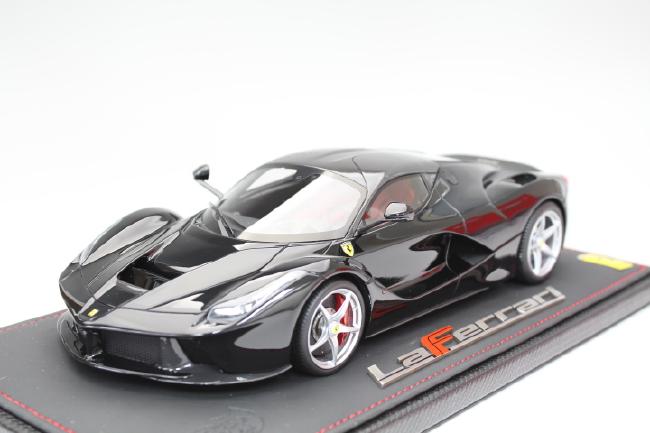 Ferrari ラ・フェラーリ Geneve AutoShow 2013 グロスブラック/カーボン 49台限定/カーボンルーフ /BBR 1/18レジンミニカー