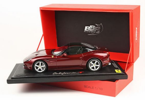 ギャラリービューアに画像をロードする, 【予約】Ferrari Calforniaフェラーリカリフォルニア T 84th Geneve Auto Show 2014 Rosso California 150台限定/BBR1/18 レジンミニカー
