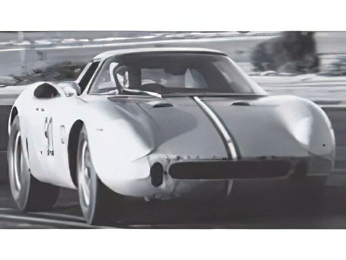 【予約】12月以降発売予定FERRARI - 250LM ch. n5909 N 90 RALLY NASSAU TOURIST 1964 BOB GROSSMAN - SILVER /CMC 1/18 ミニカー