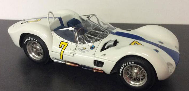 【予約】Maseratiマセラティ Tipo 61 Birdcage #7 Moss 1500台限定/CMC 1/18 ミニカー