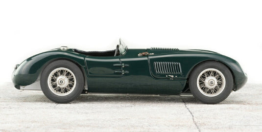 【予約】2019年2月以降発売予定Jaguarジャガー C-Type, 1952 (British Racing Green) /CMC 1/18  レジンミニカー