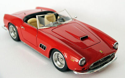 1962 フェラーリ 250 GT SWB Spyder California レッド /ilarioイラリオ 1/43 レジン　ミニカー