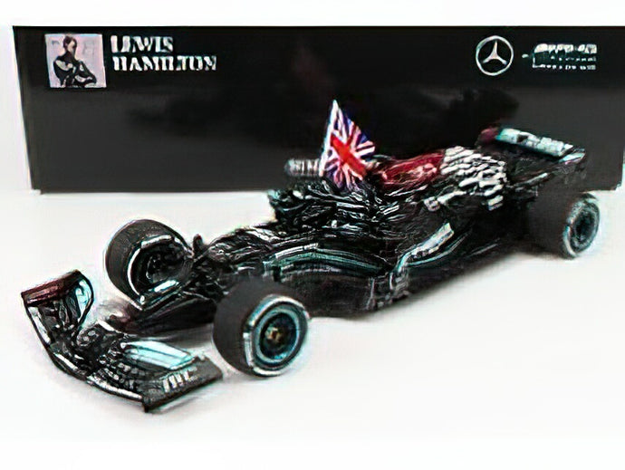 MERCEDES GP - F1 W12 MERCEDES M12 EQ POWER+ TEAM AMG PETRONAS MOTORSPORT FORMULA ONE N 44 WINNER BRITISH SILVERSTONE GP (WITH FLAG) 2021 LEWIS HAMILTON - BLACK GREEN /Minichamps 1/18 ミニカー