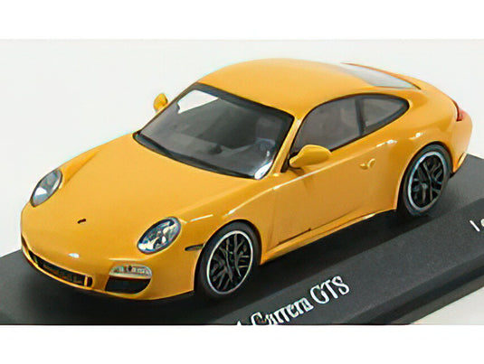 PORSCHE - 911 997-2 GTS 2011 - YELLOW /Minichamps 1/43 ミニカー