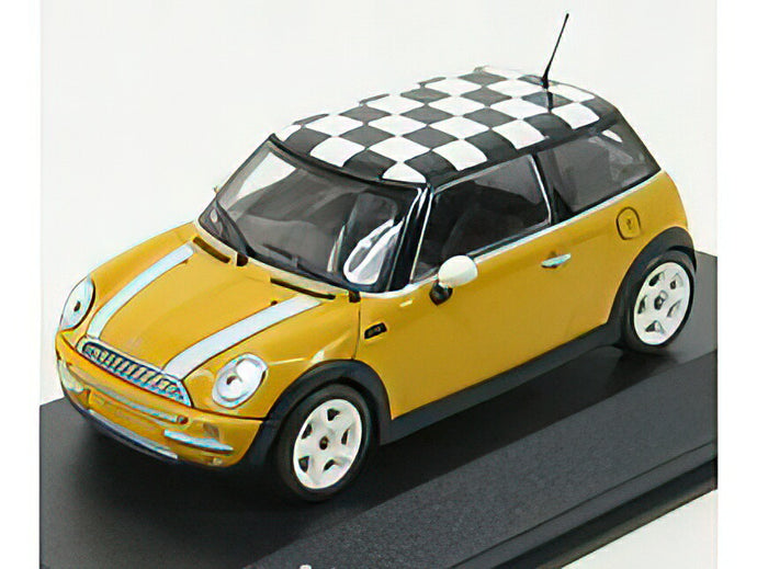 MINI - ONE 2001 WITH CHEQUERED ROOF FLAG - YELLOW /Minichamps 1/43 ミニカー