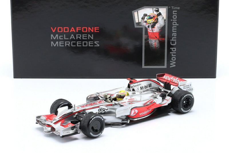 ギャラリービューアに画像をロードする, 【予約】11月以降発売予定McLARENマクラーレンF1 MP4/23 VODAFONE MERCEDES 優勝ブラジルGP レインタイヤ 2008 LEWIS HAMILTON ルイス・ハミルトン No.22  222台限定/Minichampsミニチャンプス 1/18ミニカー
