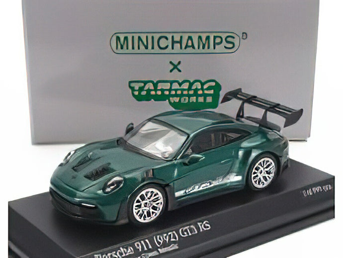 PORSCHE - 911 992 GT3 RS COUPE 2022 - GREEN /Minichamps 1/64 ミニカー
