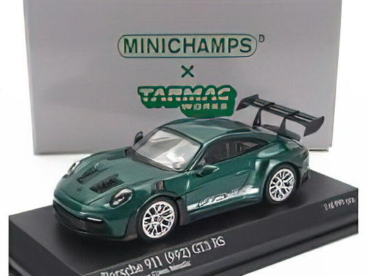 PORSCHE - 911 992 GT3 RS COUPE 2022 - GREEN /Minichamps 1/64 ミニカー
