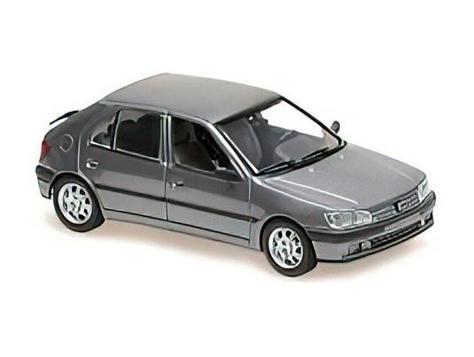 【予約】2023年発売予定PEUGEOT - 306 4-DOOR 1995 - SILVER /Minichamps 1/43 ミニカー