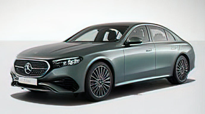【予約】Mercedes-Benzメルセデスベンツ ディーラー特注 E-Klasse (W214) verde silver /Minichampsミニチャンプス 1/18 ミニカー