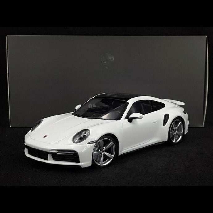 Porscheポルシェディーラーモデル 911 Turbo S Type 992 2022 /Minichamps 1/18 ミニカー