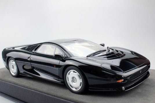 【予約】Jaguarジャガー XJ220 black /Top Marques 1/18 ミニカー