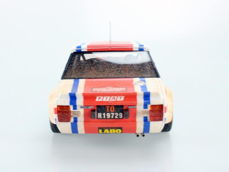 Fiat 131 Abarth 1977 San Remo Winner dirty /TOPMARQUES 1/18  ミニカー