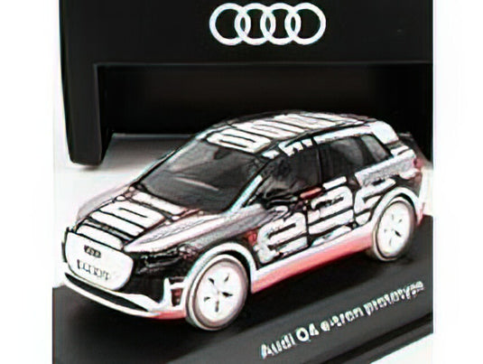 AUDI - Q4 E-TRON PROTOTYPE 2021 - WHITE BLACK RED /Sparkスパーク 1/43 ミニカー