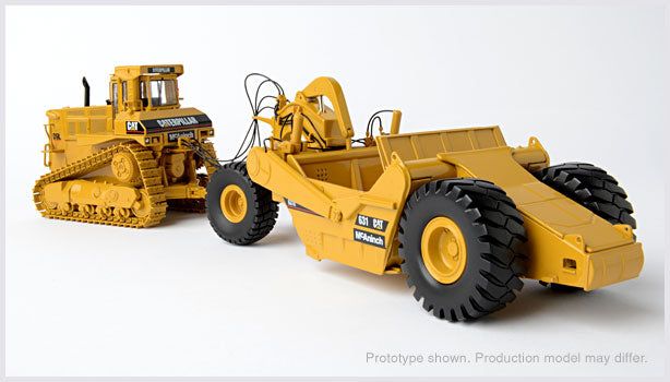 ギャラリービューアに画像をロードする, CAT D9L with CAT 631E Towed Scraper /CCM 1/48 ダイキャスト製　建設機械模型
