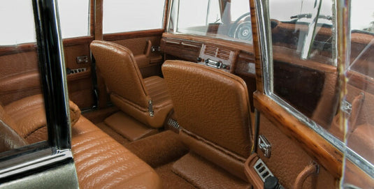 【予約】2021年2月以降発売予定MercedesBenzメルセデスベンツ 600 Pullman (W 100) Limousine with sunroof  /CMC 1/18  ミニカー