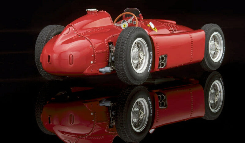 【予約】10月以降発売予定Ferrari D50, 1956 /CMCモデル 1/18 ミニカー