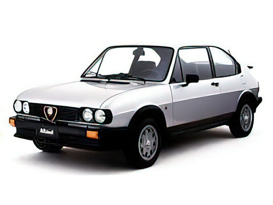 【予約】12月以降発売予定ALFA ROMEO - ALFASUD 1.5 TI QUADRIFOGLIO VERDE 1983 - SILVER  /Cult Models 1/18 ミニカー