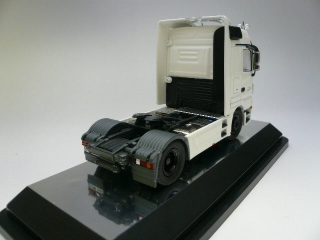ギャラリービューアに画像をロードする, メルセデスベンツ　アクトロス 4X2 ホワイト　トラクター　トラック 740/04 /NZG 1/50 建設機械模型
