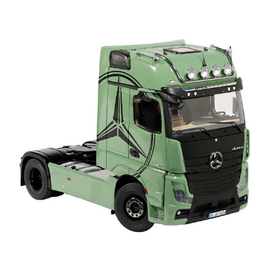 【予約】Mercedes-Benz Actros GigaSpace 4x2 olive with star /NZG 建設機械模型 工事車両 1/18 ミニカー