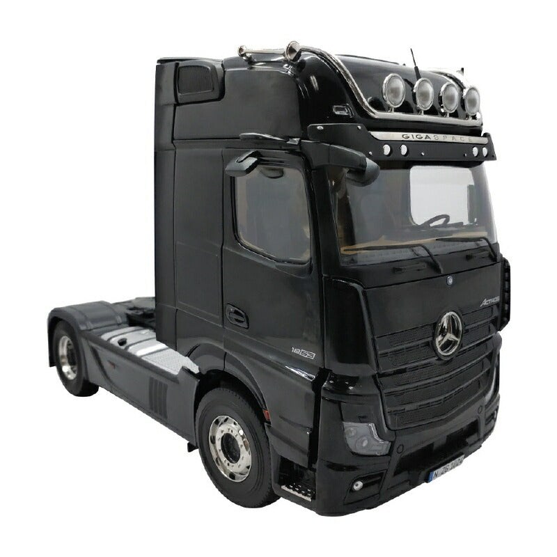 ギャラリービューアに画像をロードする, 【予約】Mercedes-Benz Actros GigaSpace 4x2 black /NZG 建設機械模型 工事車両 1/18 ミニカー
