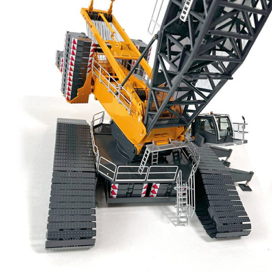 【予約】2023年発売予定Liebherrリープヘル LR11000 crawler crane クローラークレーン/NZG  1/50 ミニチュア 建設機械模型 工事車両