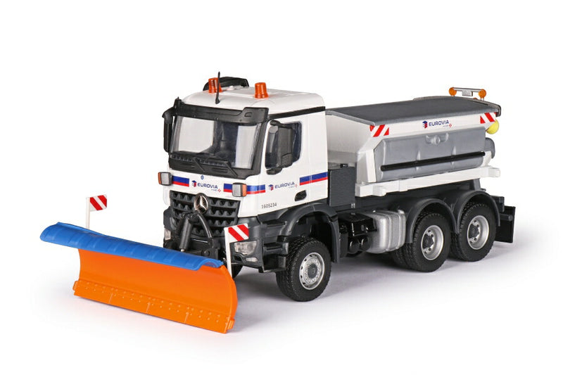 【予約】10-12月以降発売予定Mercedes-Benz Arocs Winter service with gritting superstructure ans snow shield  トラック/Conrad 建設機械模型 工事車両 1/50 ミニカー