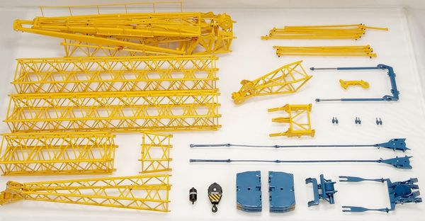 Liebherrリープヘル LTM1800 Sarens仕様 ラフィングジブセット  /YCC 1/50 ダイキャスト　建設機械模型