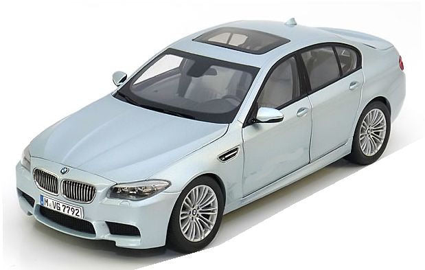 BMW特注 M5 F10 2011 シルバーブルーメタリック /Paragon Modelsディーラーバージョン 1/18 ダイキャストミニカー