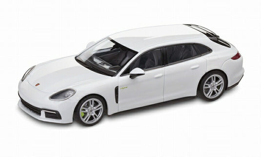 特注Porscheポルシェ Panamera Sport Turismo E-Hybrid 2017 white  /Minichampsミニチャンプス 1/43 ミニカー