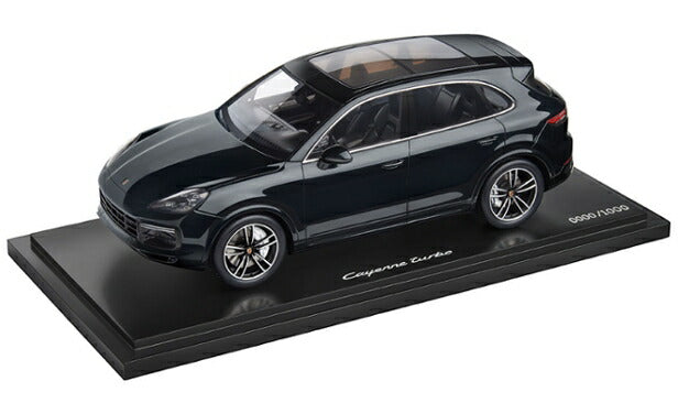 ポルシェ カイエン クーペ 1/18 SPARK ミニカー ディーラー特注