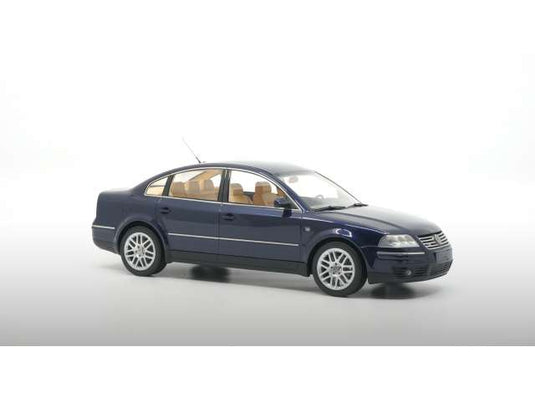 【予約】3月以降発売予定Volkswagen Passat W8, blue /DNA COLLECTIBLES 1/18 ミニカー