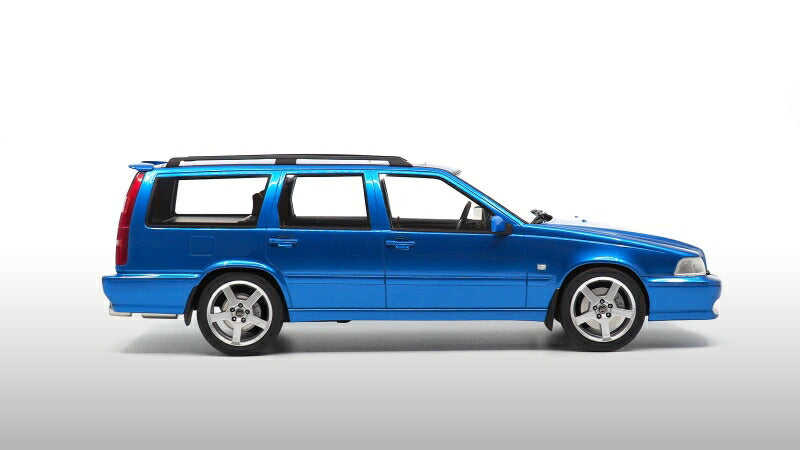 【予約】9月以降発売予定VOLVO V70 R (GEN 1) /DNA COLLECTIBLES 1/18 ミニカー模型