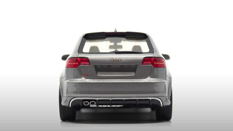 【予約】9月以降発売予定AUDI RS3 8P SPORTBACK GREY /DNA COLLECTIBLES 1/18 ミニカー模型
