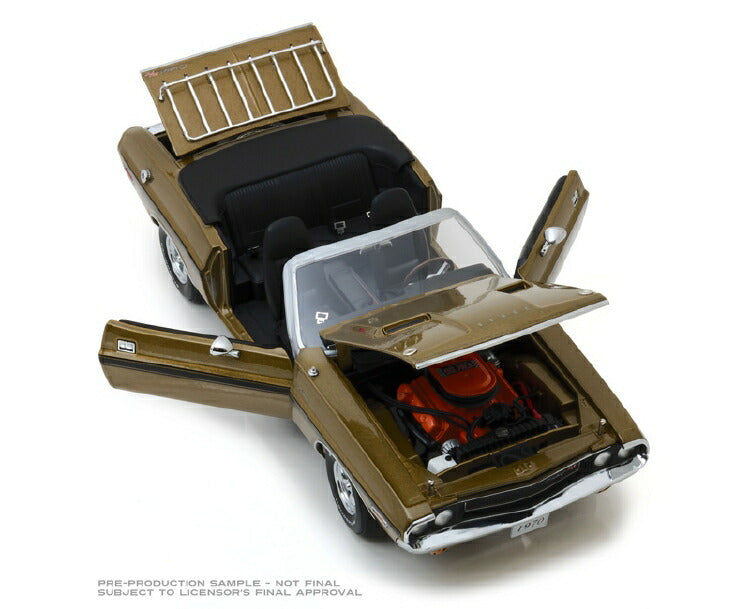 ギャラリービューアに画像をロードする, 1970 Dodge Challenger R/T Convertible in Y6 Gold Poly with Luggage Rack /Greenlight  1/18 ミニカー
