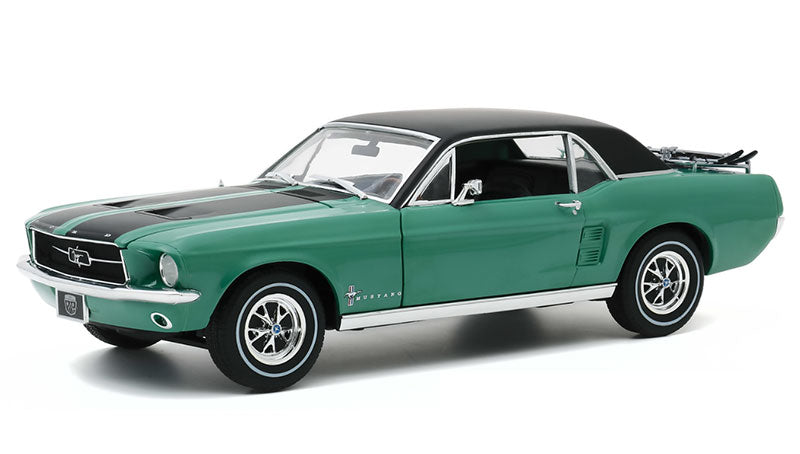 ギャラリービューアに画像をロードする, 【予約】12月以降発売予定 1967 Ford Mustang Coupe &quot;Ski Country Special&quot; in Loveland Green  /Greenlight 1/18  ミニカー

