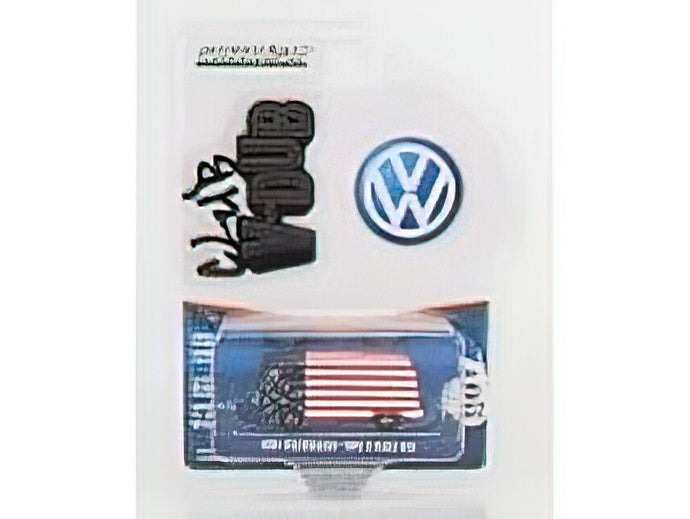 VOLKSWAGEN - T1 PANEL VAN 1962 - BLUE WHITE RED /Greenlight 1/64 ミニカー