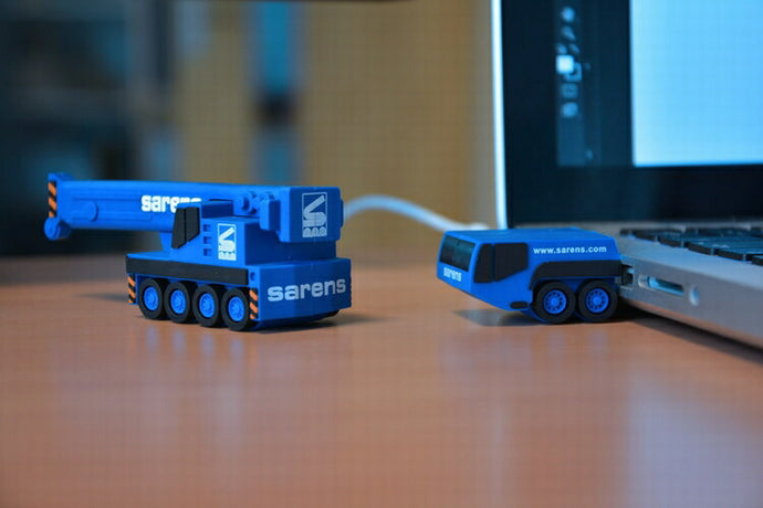 SARENS USBメモリー 8GB CRANEクレーン アクセサリー