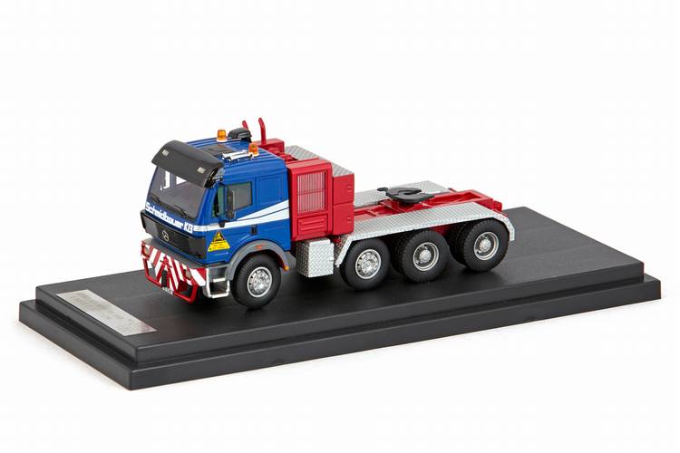 ギャラリービューアに画像をロードする, 【予約】3-5月以降発売予定chmidbauer Mercedes Benz SK3550 8x4トラック トラクタヘッド/建設機械模型 工事車両 IMC 1/50 ミニチュア
