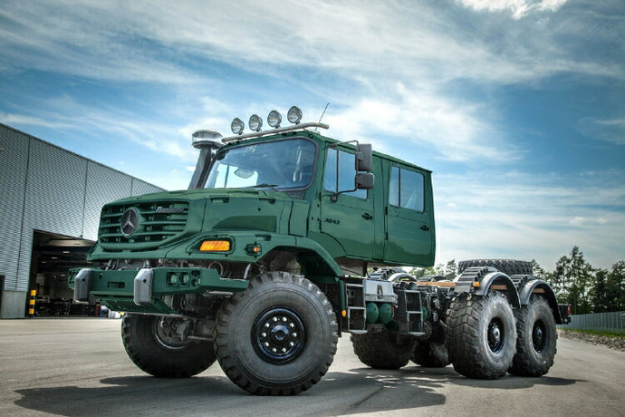 【予約】2021年以降発売予定Mercedes Benz Zetros Army Green トラック  /IMC 1/50 建設機械 模型ミニカー  はたらく車