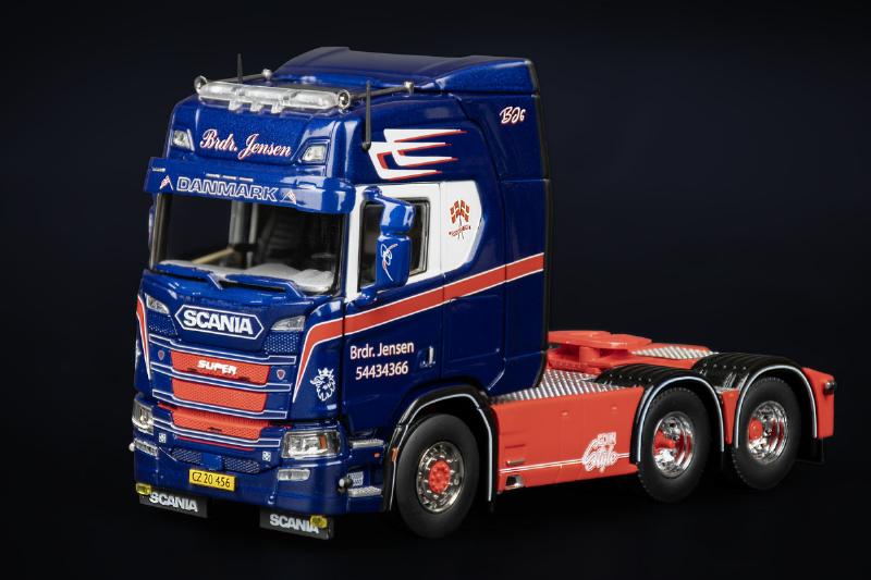 ギャラリービューアに画像をロードする, 【予約】4-6月以降発売予定BRDR. JENSEN SCANIA R HIGH ROOF 6X4 トラック トラクタ /IMC  1/50 建設機械模型 工事車両
