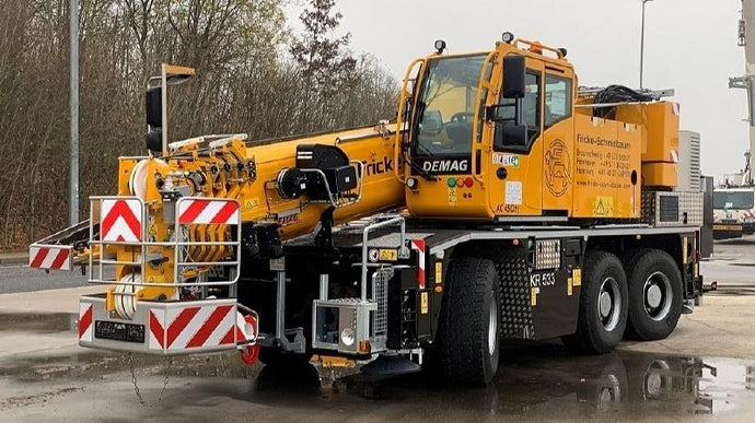 【予約】4-6月以降発売予定SCHMIDBAUER TADANO AC 3.045-1 CITY モバイルクレーン /IMC  1/50 建設機械模型 工事車両