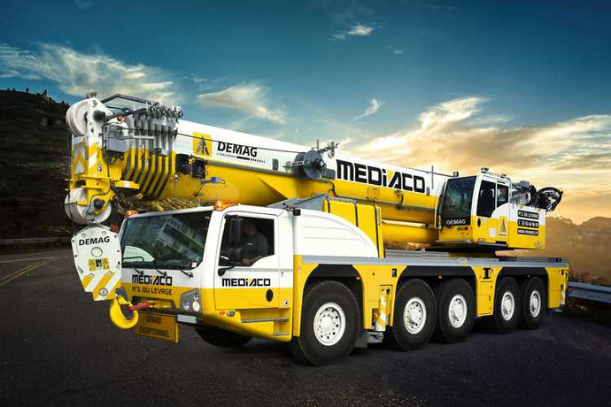 【予約】12月以降発売予定Mediaco Demag AC220-5 IMC 1/50 建設機械 模型ミニカー  はたらく車重機 モバイルクレーン
