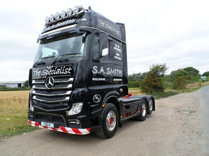 【予約】2021年1-3月以降発売予定S.A. Smith Mercedes Benz Actros GigaSpace 6x2 トラック トラクタ 建設機械模型 工事車両 IMC 1/50 ミニチュア