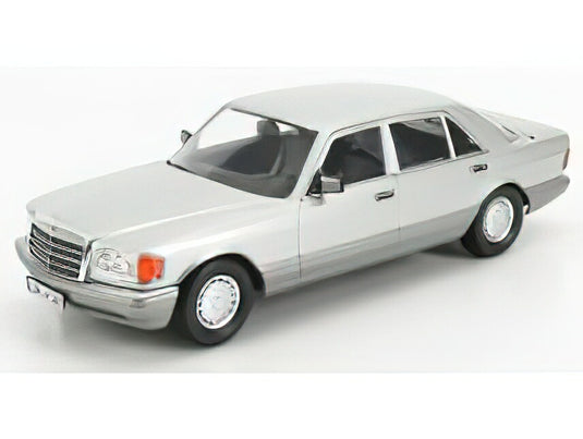 フランスのミニカーブランドNO1/18 メルセデスベンツ 560SEL (W126) S ...